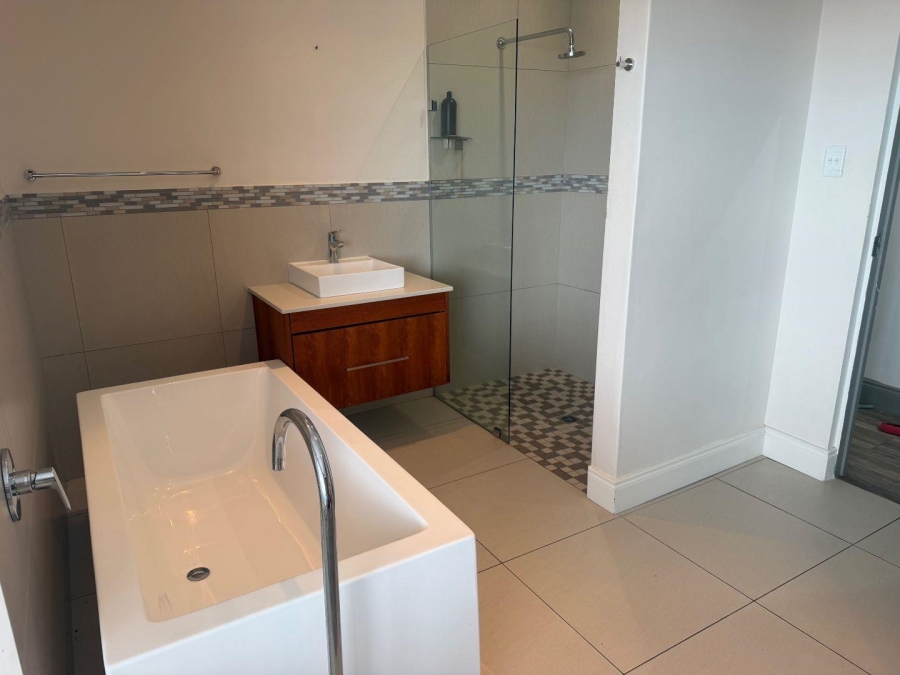 5 Bedroom Property for Sale in Dana Bay Western Cape